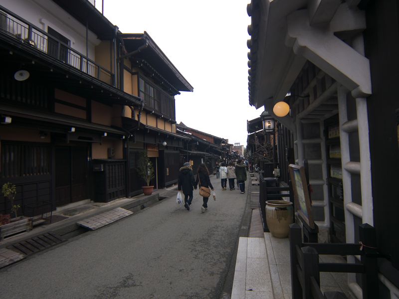 Hida-takayama_kinoptik_tegea_